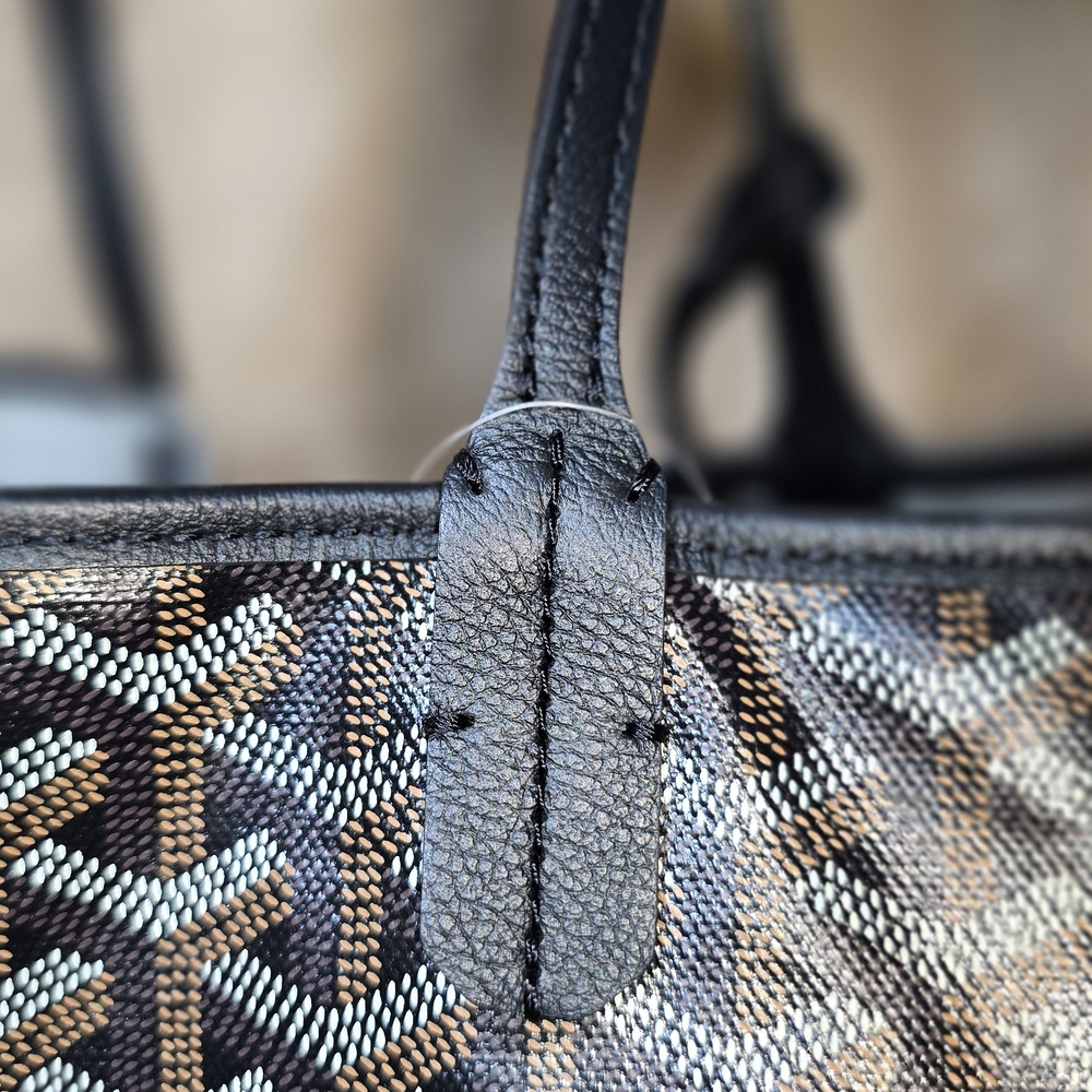 ✨️SOLD✨️Goyard St. Louis PM Tote Bag Unused W Tag Black - Picture 3 of 16